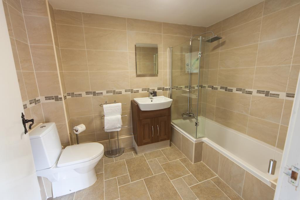 The Woodhouse Arms Hotel Grantham Room photo